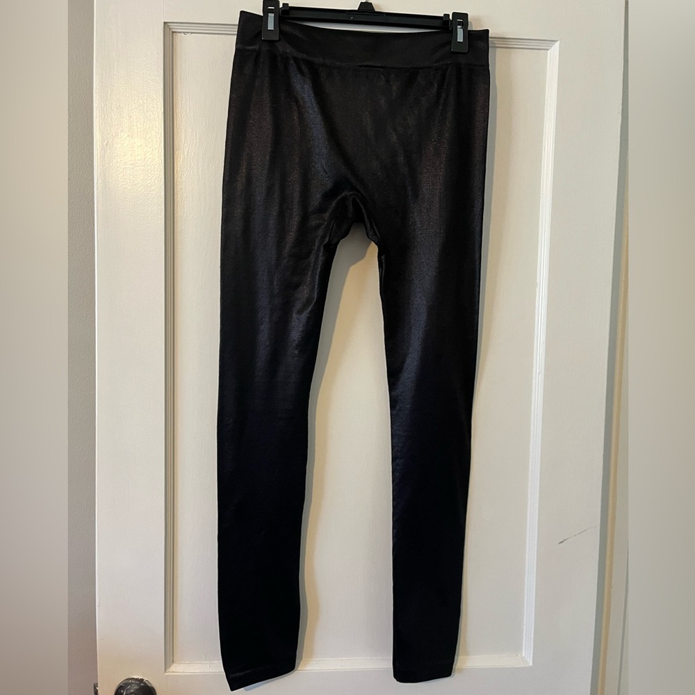 Women’s thermal leggings. Black. L/XL.